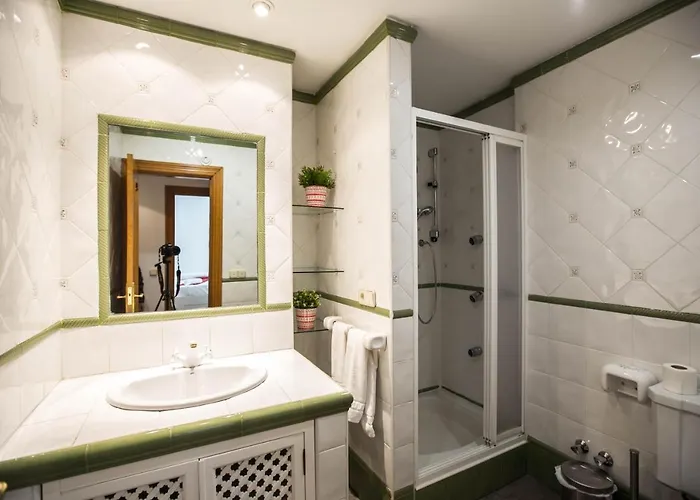 Bed And Snow * Sierra Nevada