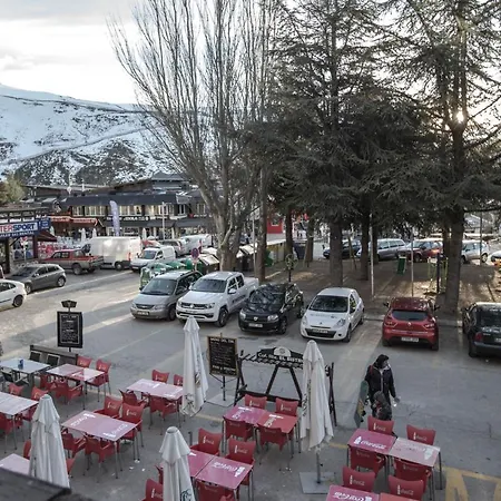 Bed And Snow Apartment
